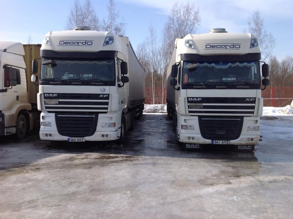 Two Decardo DAF XF trucks in winter, photo from 2011